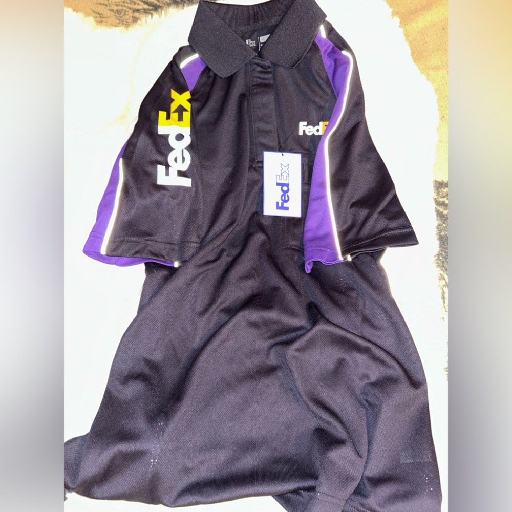 FedEx Men/Women’s unisex Black and Purple uniform shirt - Picture 2 of 4